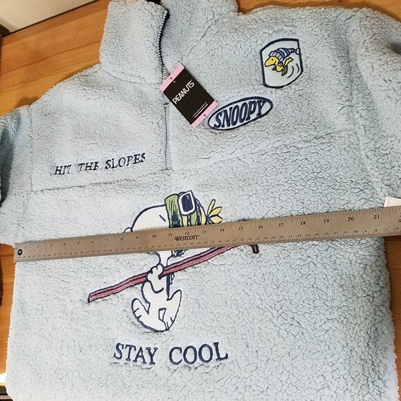 Character Women’s Sherpa Pullover Size Small – Cream Winter Fleece Sweater –NWT - Picture 6 of 13